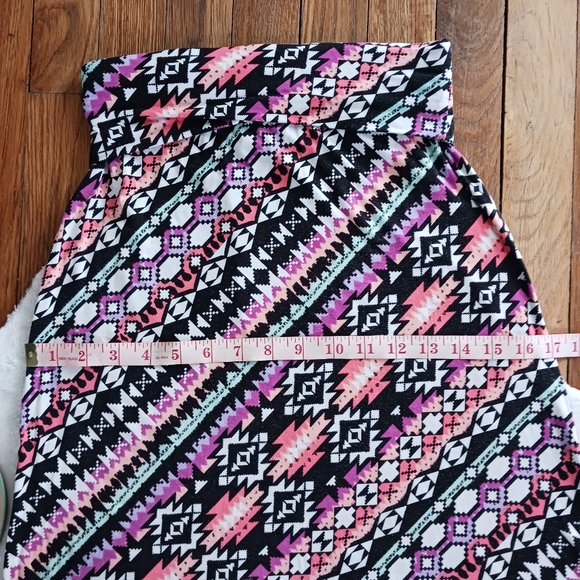 Empyre • Women Junior's Multicolor Geometric Foldable Waistband Long Max… - Picture 10 of 11